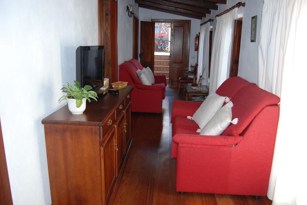 Holiday Home Dona Lola Вальверде Экстерьер фото